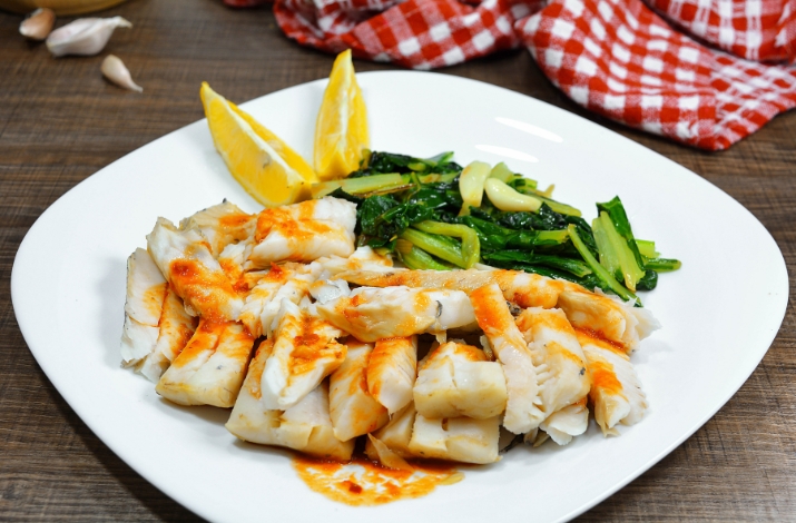 Spicy Steamed Cod Fillet with Collard Greens