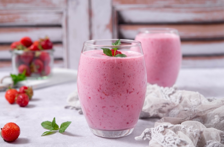 Strawberry Rose Shake
